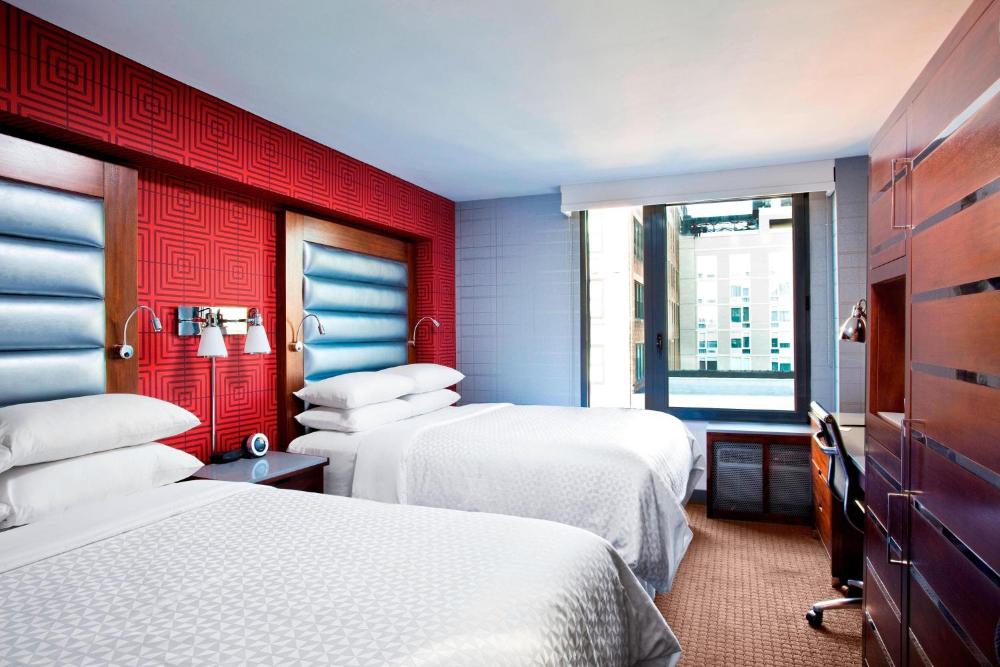 Guest room, 2 Queen, Corner room, High floor interior